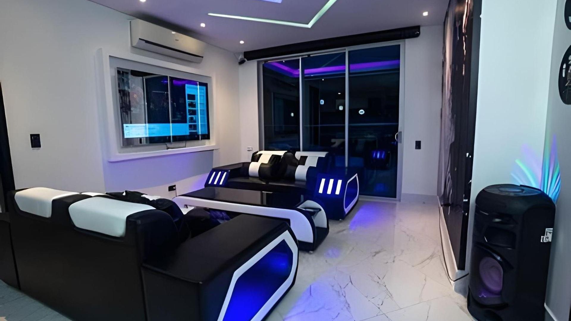 Guest Friendly 2 Master Bedroom Private Jacuzzi Apartamento