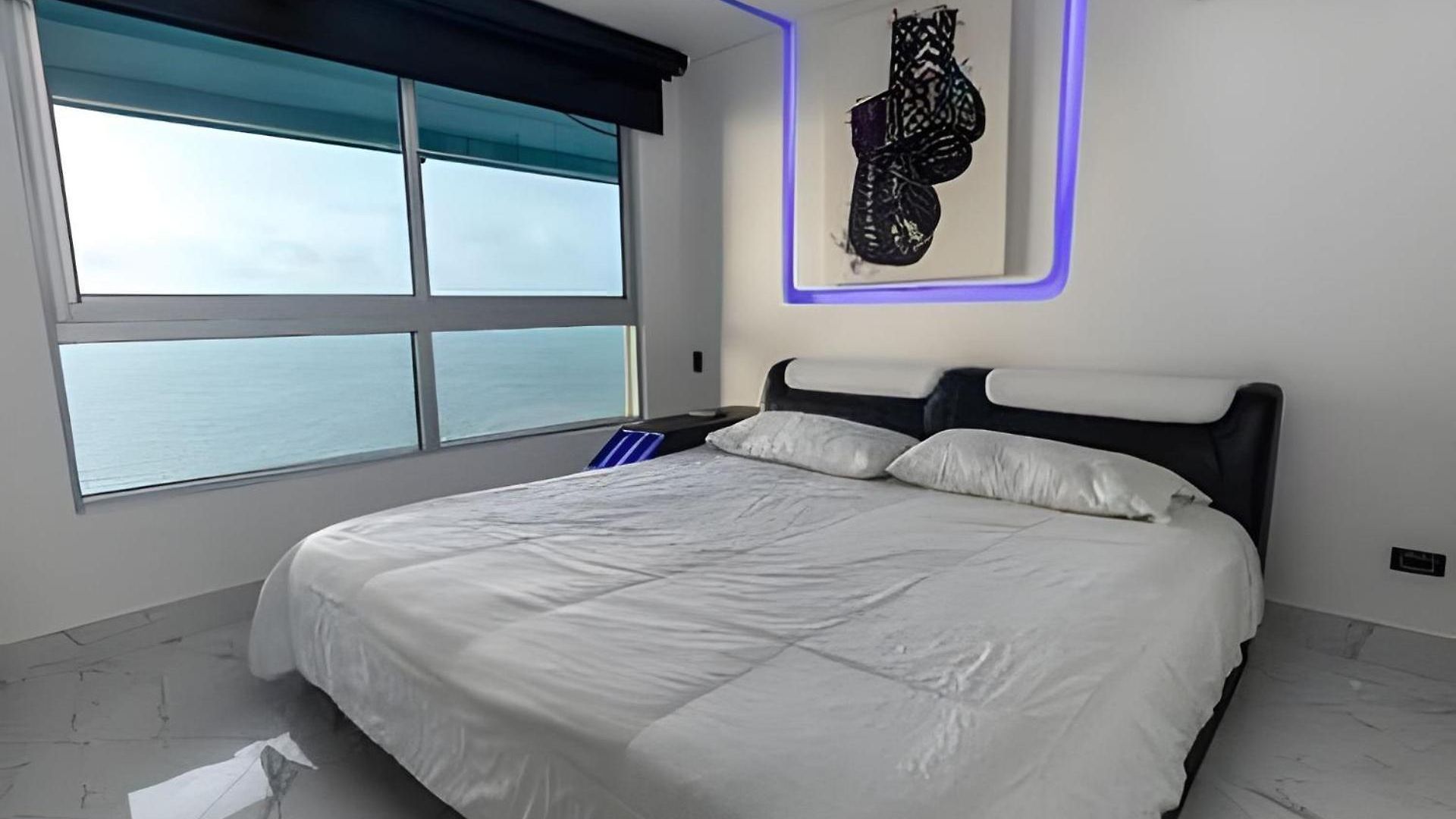 Guest Friendly 2 Master Bedroom Private Jacuzzi * Cartagena