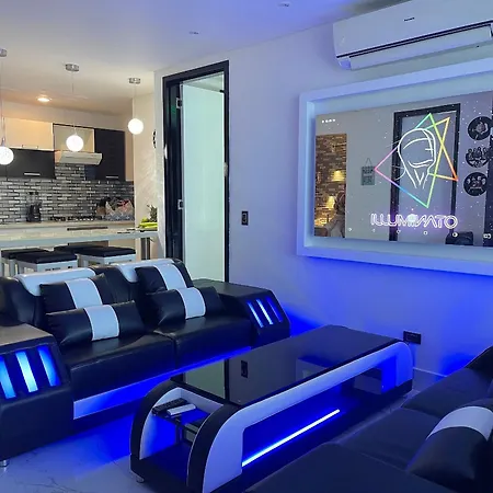 Guest Friendly 2 Master Bedroom Private Jacuzzi Apartamento